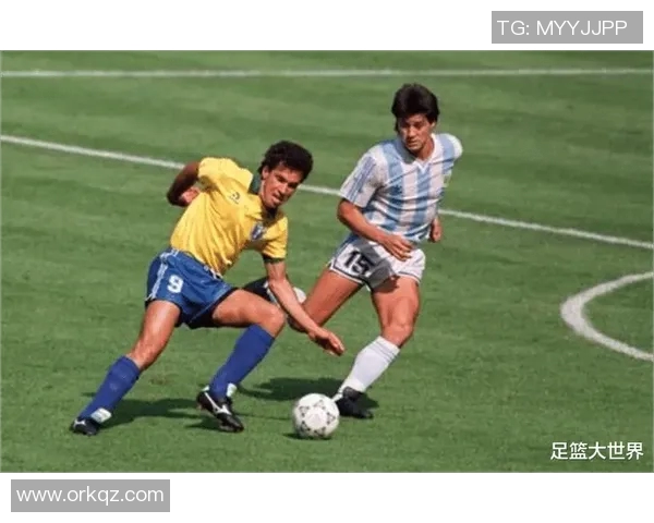 国内外足球明星的传奇故事与他们的辉煌成就盘点