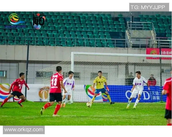 从绿茵场到新领域转行的足球明星们的精彩人生转折